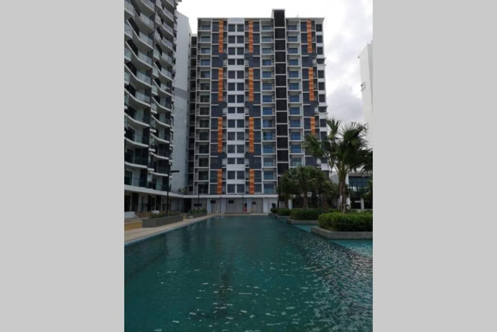 Timurbay Studio Apartment Facing Beautiful Beach クアンタン エクステリア 写真